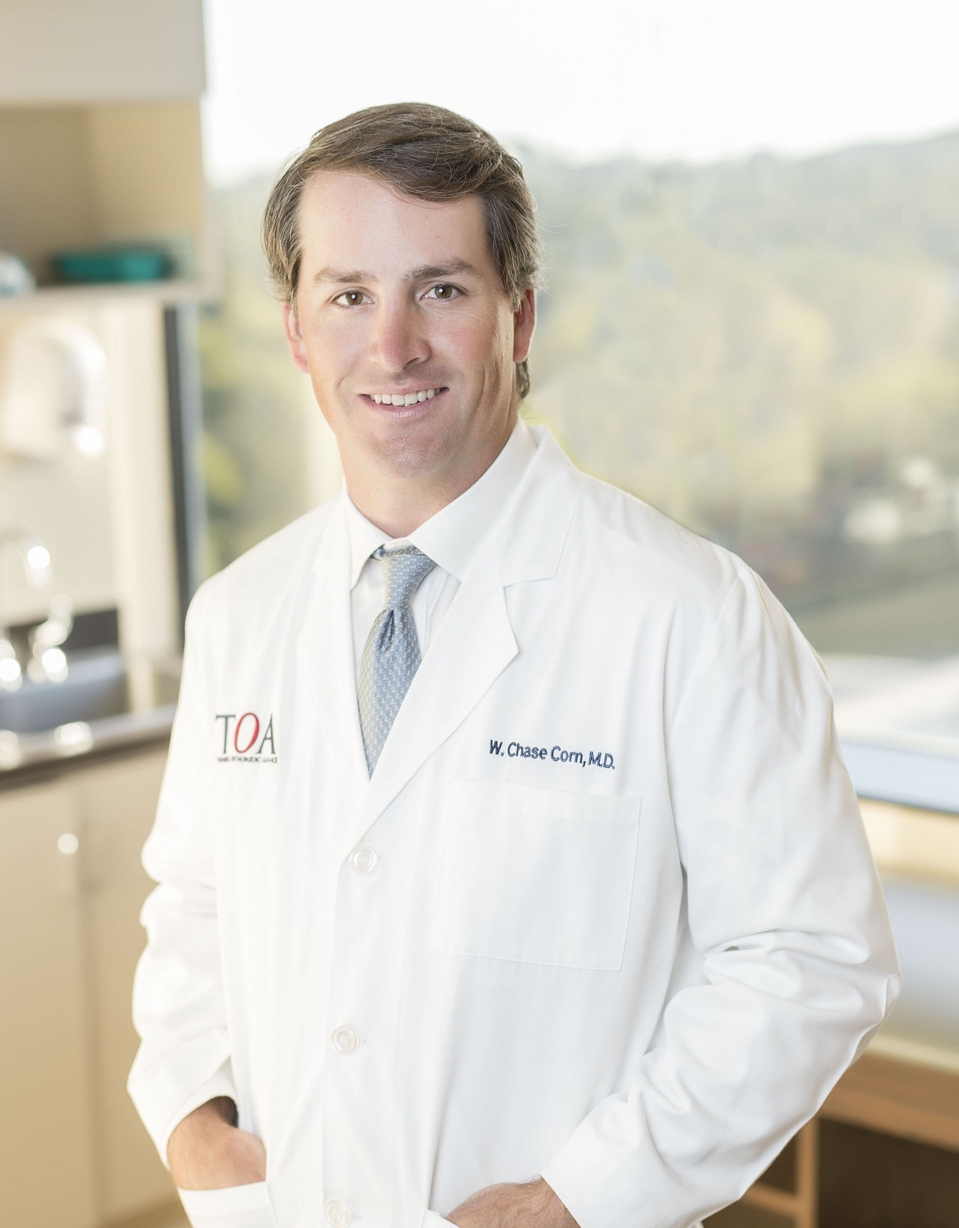 From Ankle Injury to Marathon Runner Thanks to Dr. W. Chase Corn |  Tennessee Orthopaedic Alliance